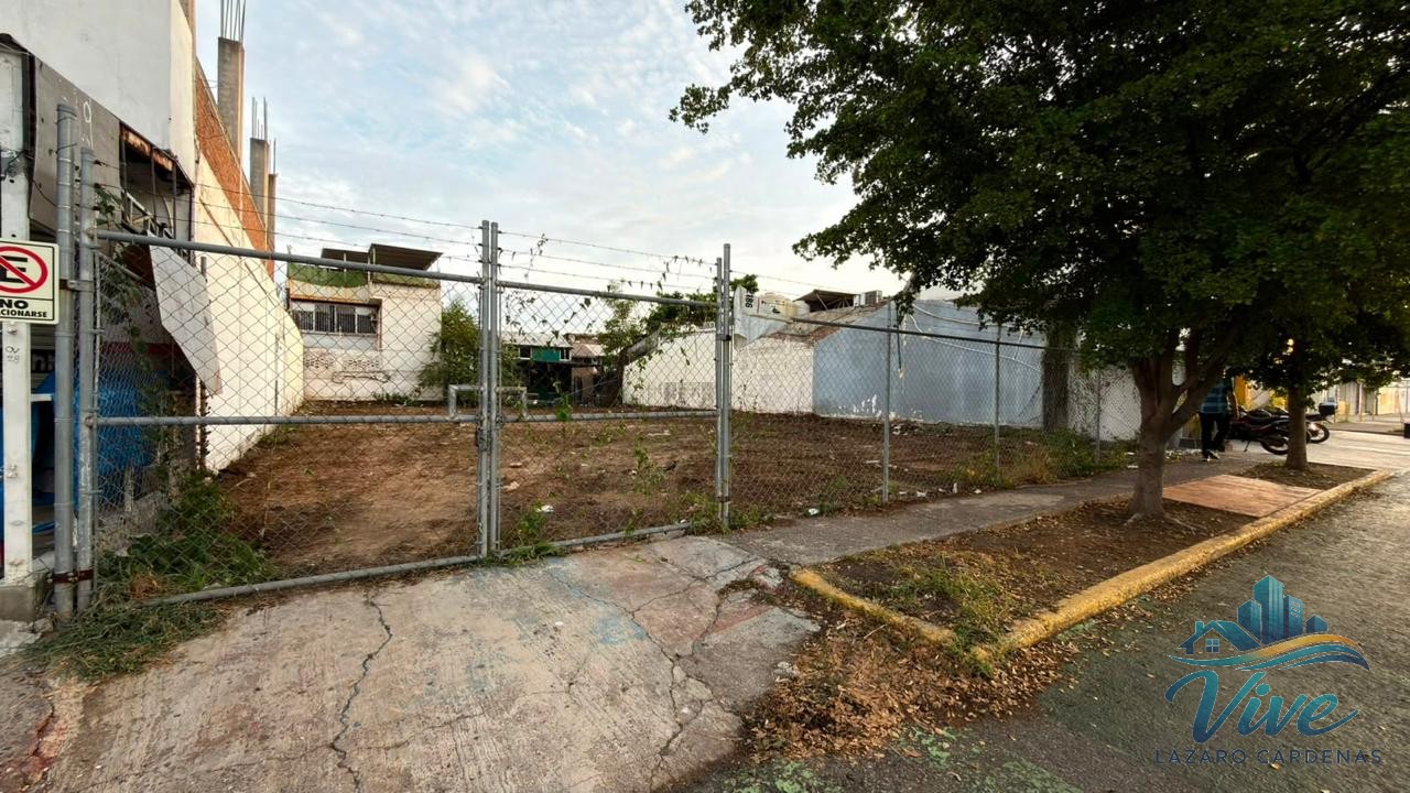 TERRENO EN RENTA EN AV. MELCHOR OCAMPO